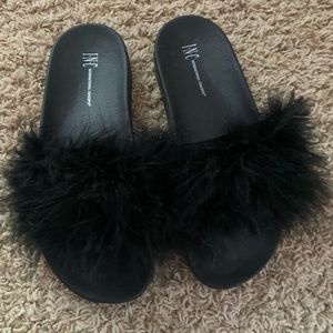 INC International Concepts Faux Marabou Slides